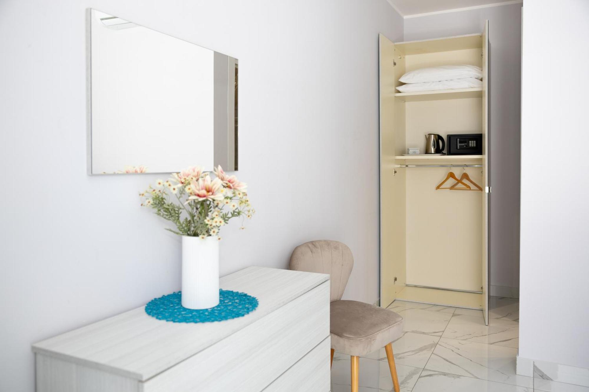 La Perla Luxury Rooms Angri Exteriör bild