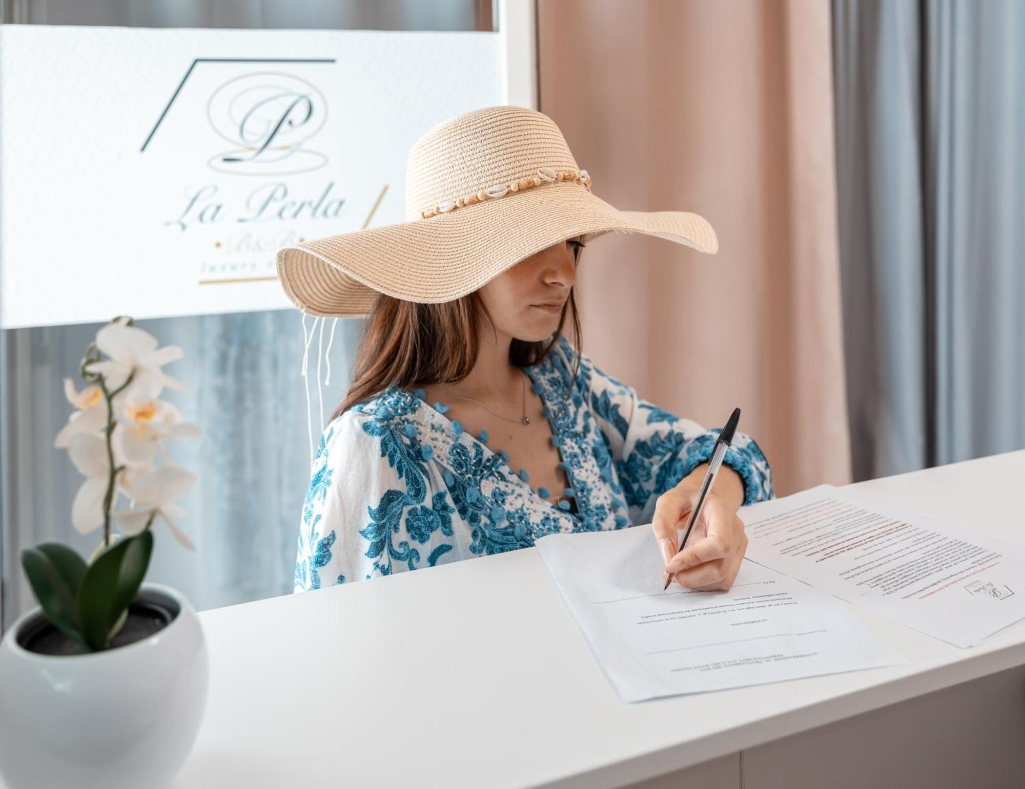 La Perla Luxury Rooms Angri Exteriör bild